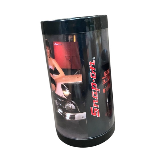 Lot of two vintage 1980s Snap-On Tool Mugs featuring toolmate girls Pin-up - Picture 3 of 11